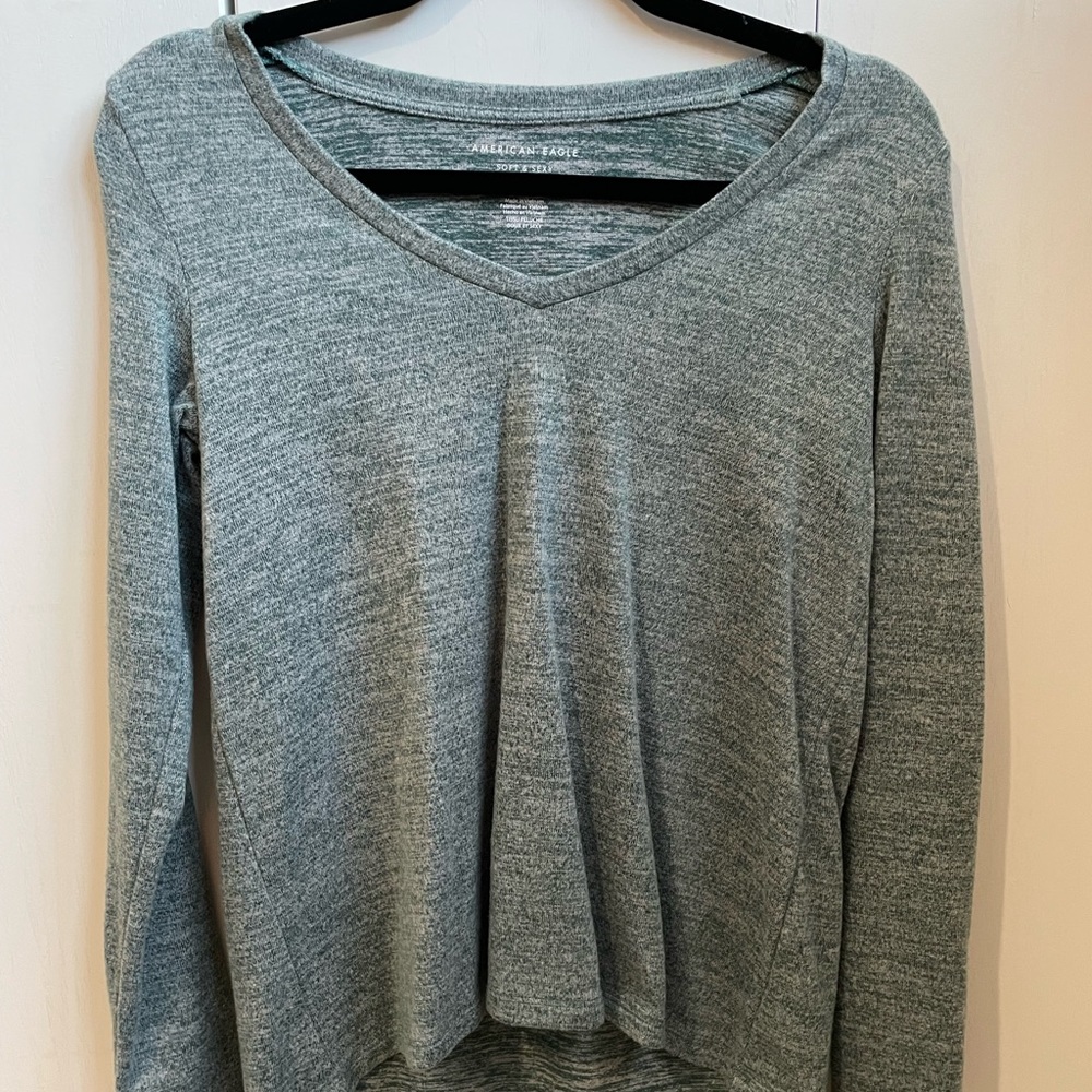 American Eagle sweater